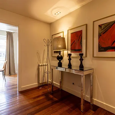 Apartman Chiado Deluxe Design 3 Bedroom