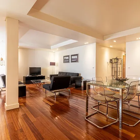 Chiado Deluxe Design 3 Bedroom Apartman