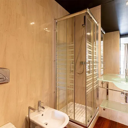 Chiado Deluxe Design 3 Bedroom * Lizbona