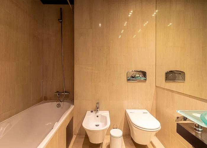 Chiado Deluxe Design 3 Bedroom *