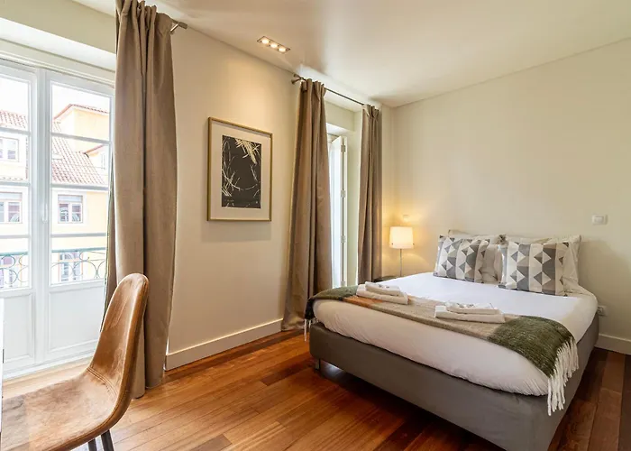 Chiado Deluxe Design 3 Bedroom Lissabon