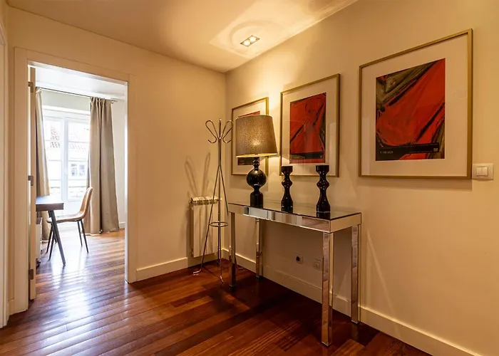 Apartment Chiado Deluxe Design 3 Bedroom