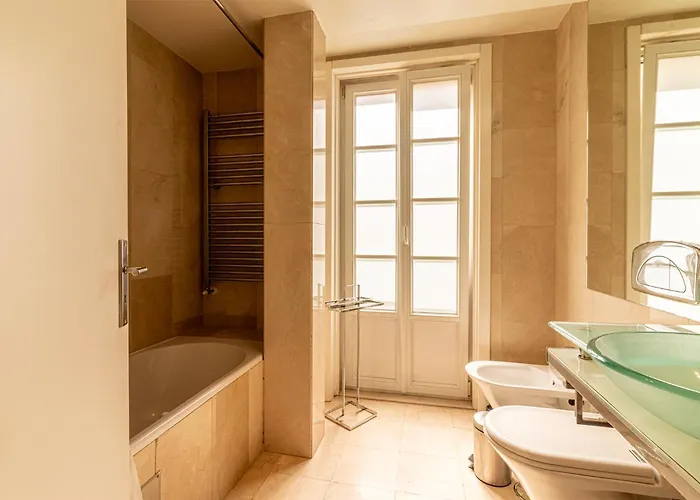 Chiado Deluxe Design 3 Bedroom