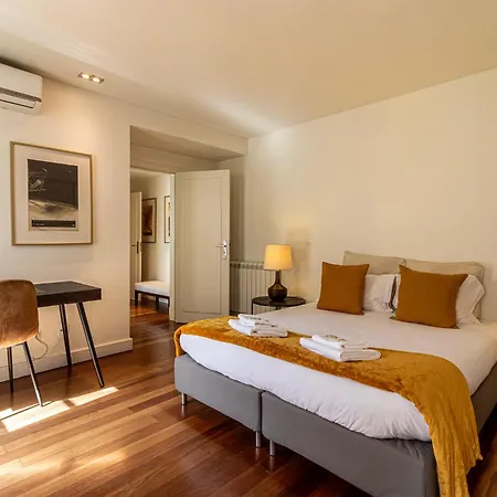 Chiado Deluxe Design 3 Bedroom Апартаменты